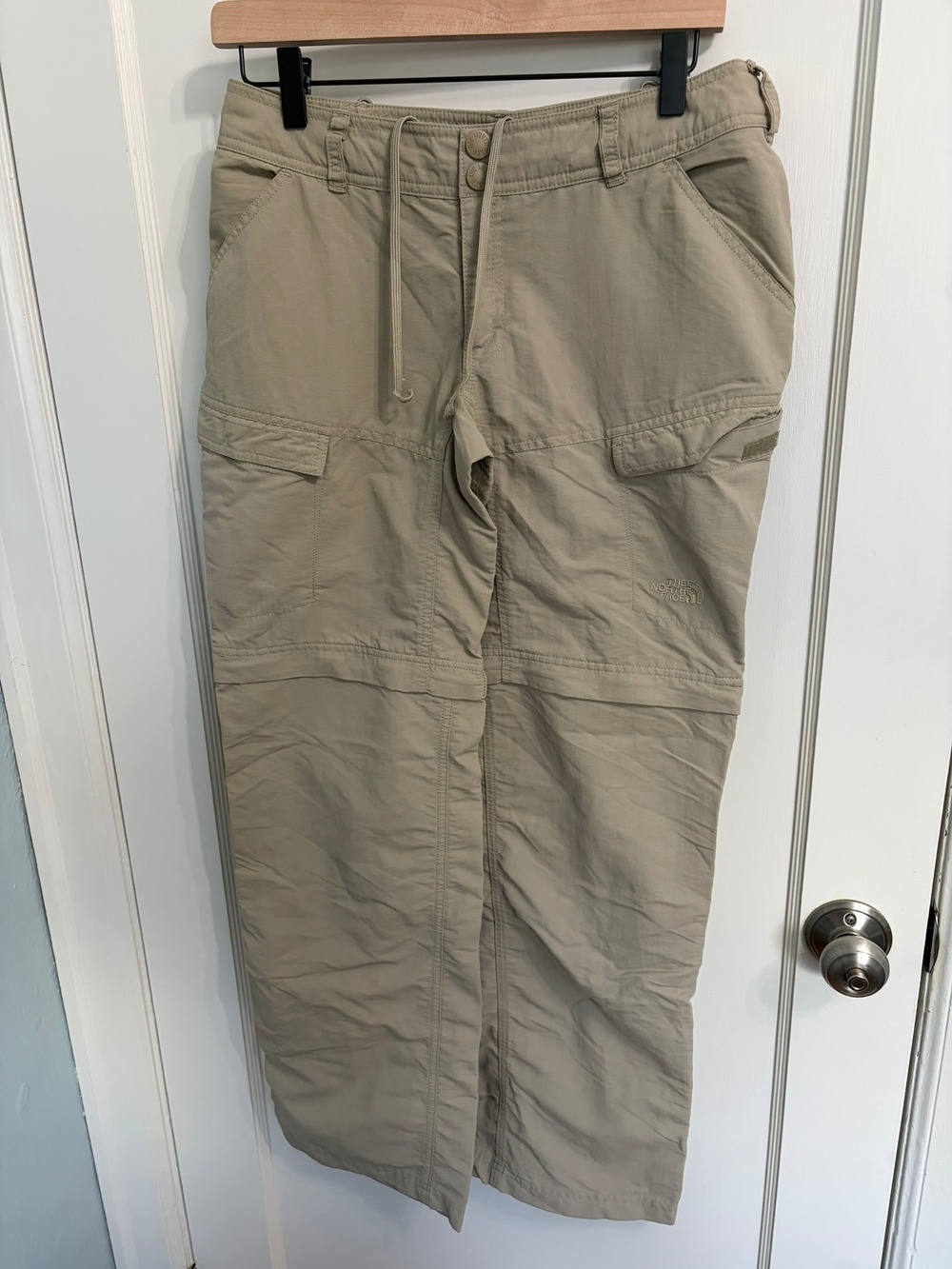 The North Face Women's Convertible Zip Off Cargo Hiking Pants Tan Size 4